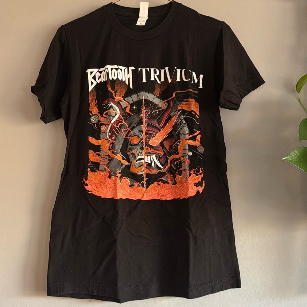 Beartooth Trivium Summer 2023 United States US Tour T-Shirt, Unisex Small